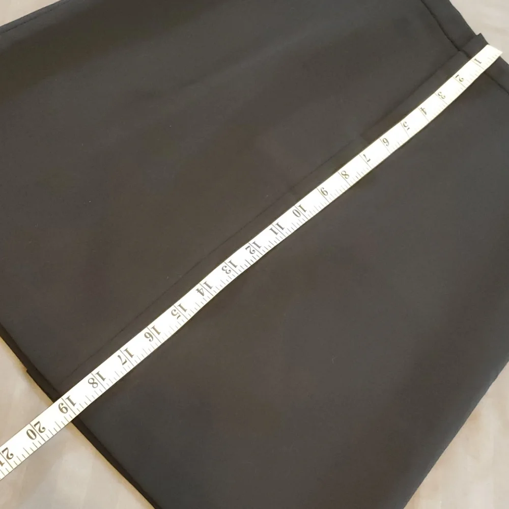 GAP Stretch Black Skirt, Size 1 - Picture 7 of 8
